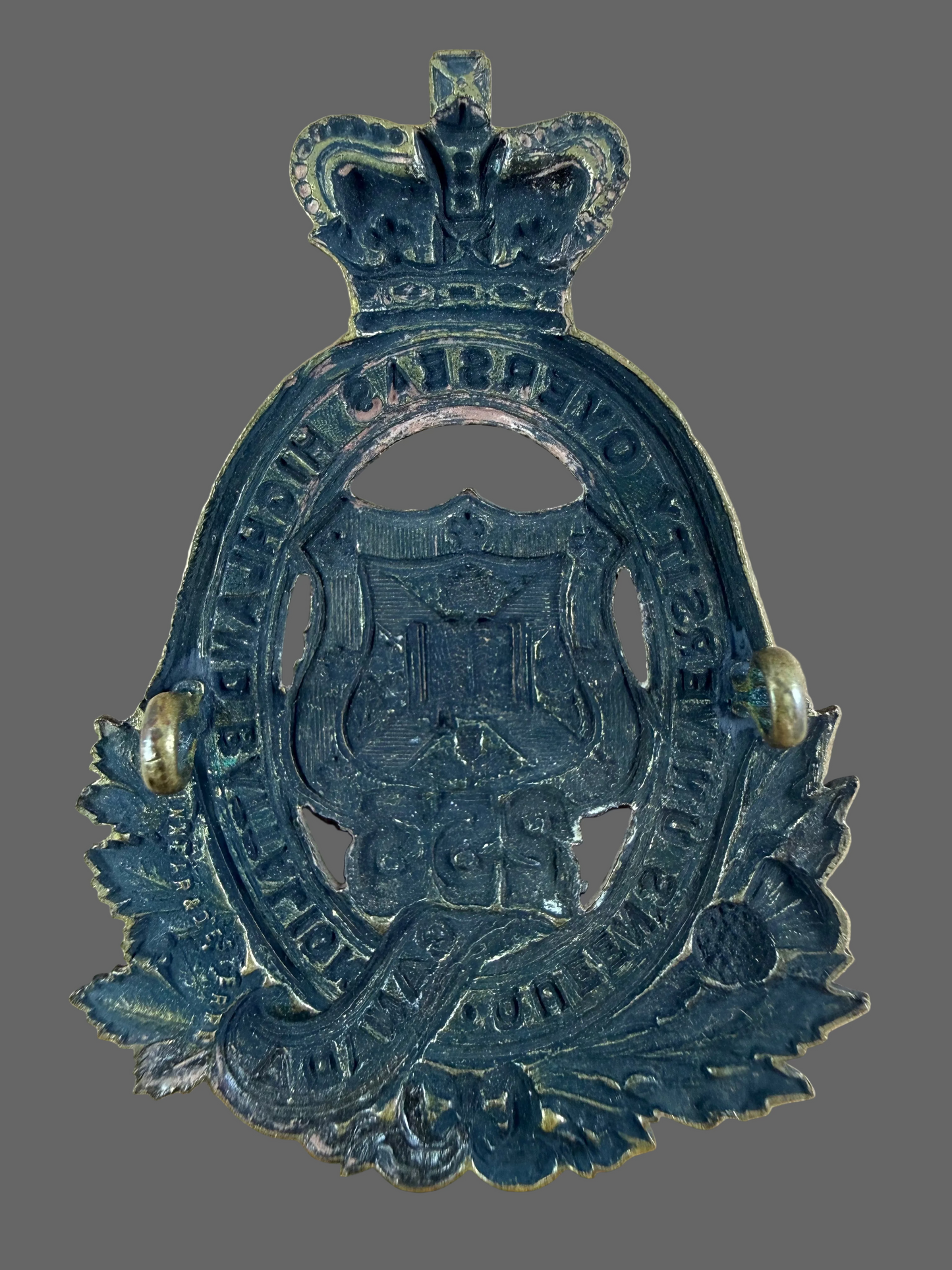 Canadian – WWI – 253rd Battalion  (Queen’s University Highlanders) Canadian Infantry – Glengarry Badge