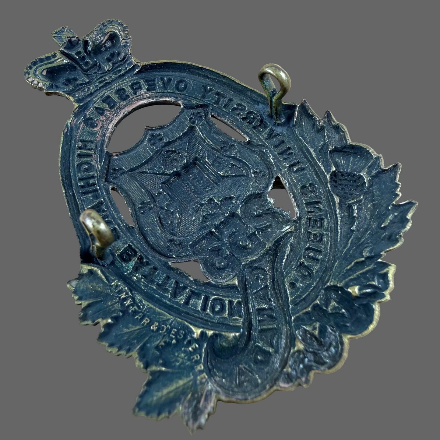 Canadian – WWI – 253rd Battalion  (Queen’s University Highlanders) Canadian Infantry – Glengarry Badge