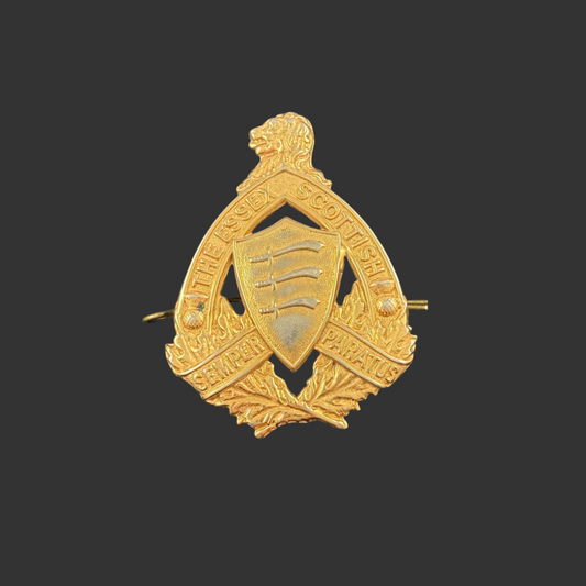 Canadian WWII - Essex Scottish Regiment Officers' Glengarry Badge - Gilded