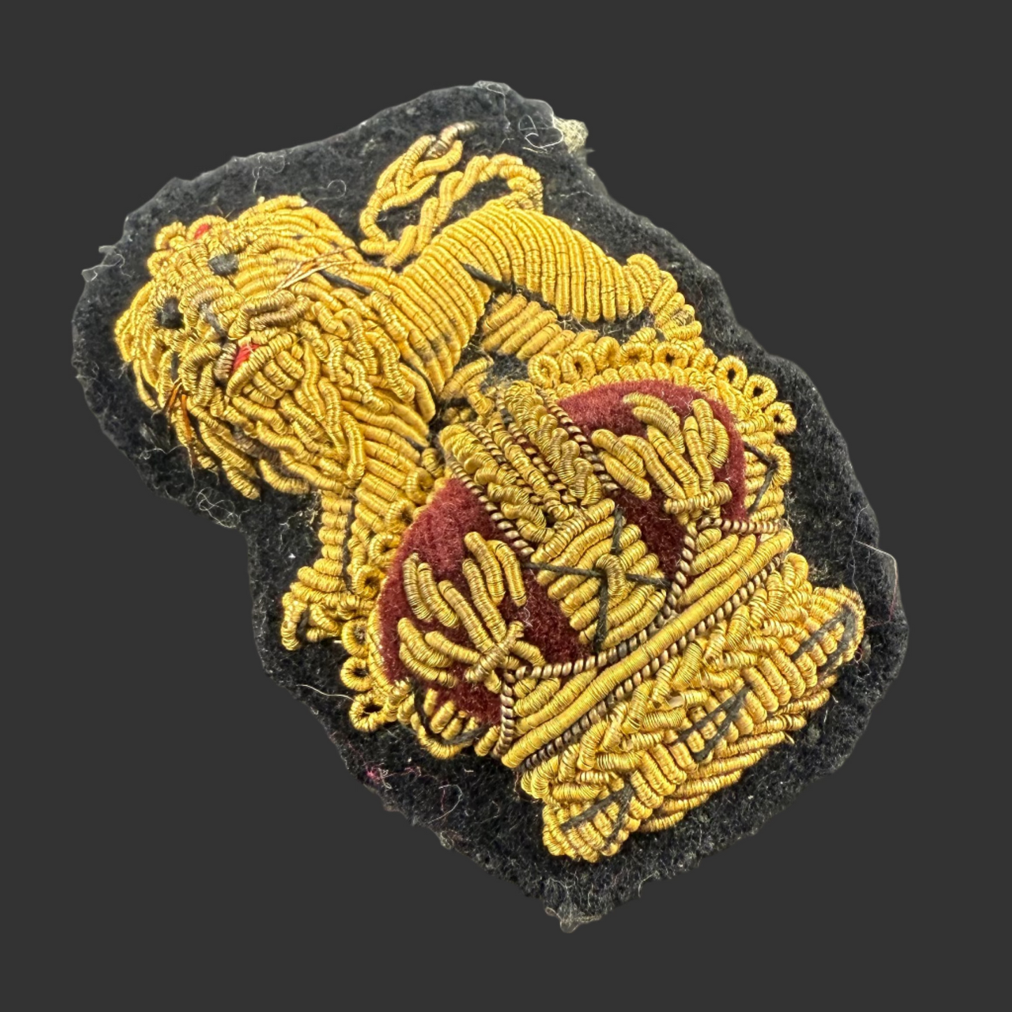 British / Canadian - WWI - WWII - Staff Officer Cap Badge - Colonel or Brigadier - Bullion Embroidered